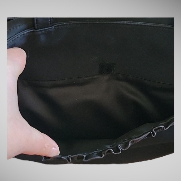 Tommy Hilfiger large tote - Picture 2 of 8